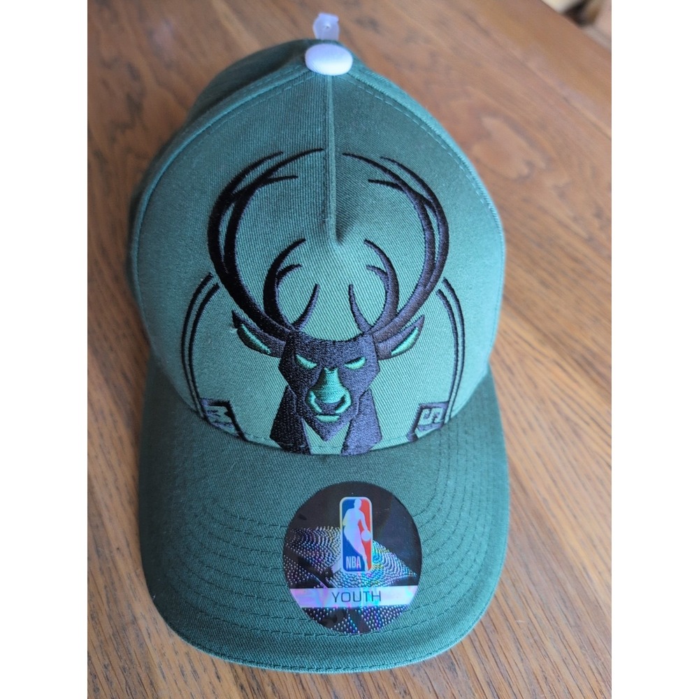 Milwaukee Bucks Hat‎ Cap YOUTH Snapback Green NBA YOUTH New with Tags